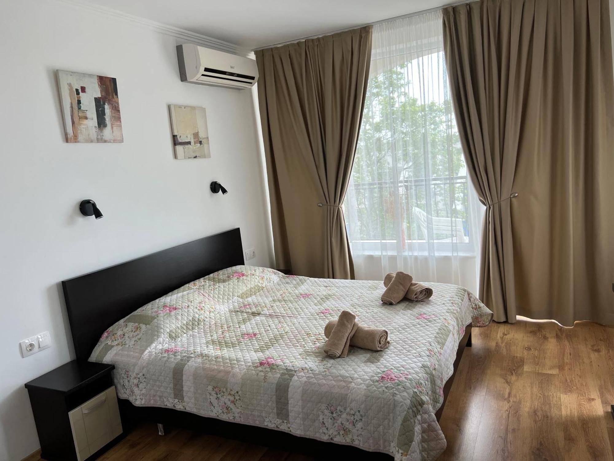 Antorini Apartments Sveti Vlas Luaran gambar