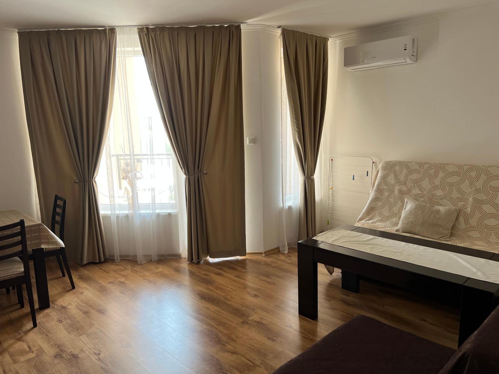 Antorini Apartments Sveti Vlas Luaran gambar