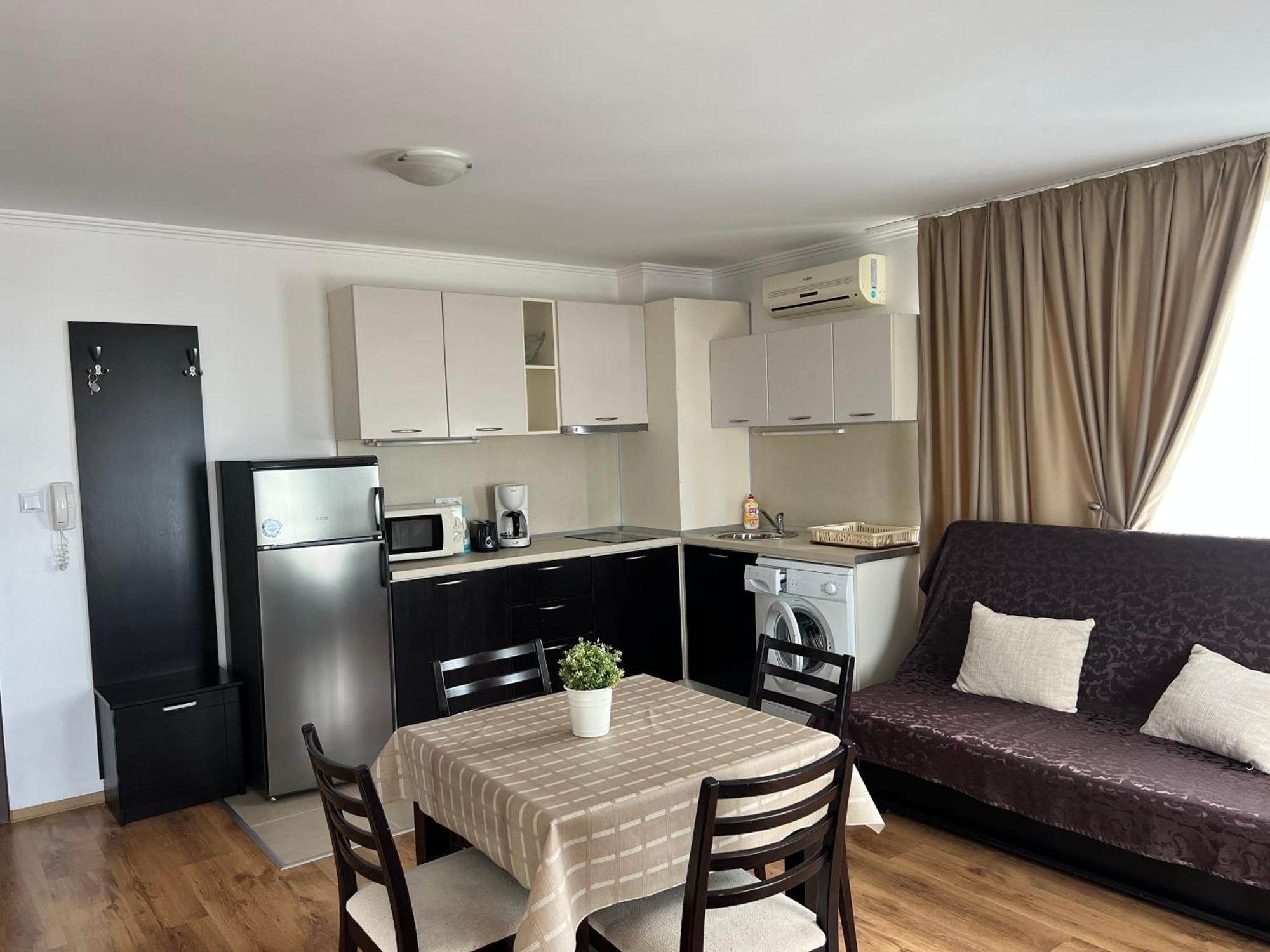 Antorini Apartments Sveti Vlas Luaran gambar