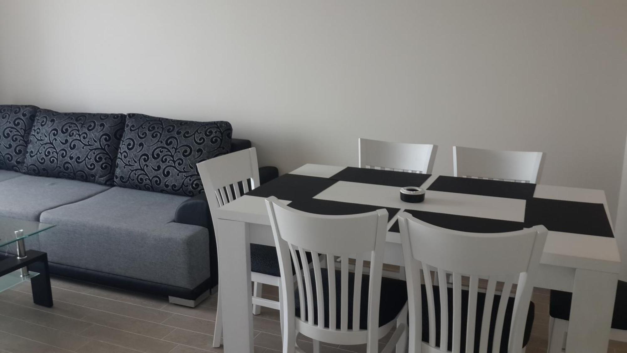 Antorini Apartments Sveti Vlas Bilik gambar