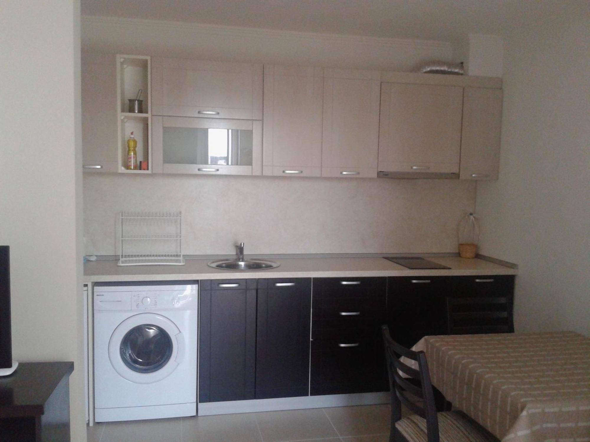 Antorini Apartments Sveti Vlas Bilik gambar
