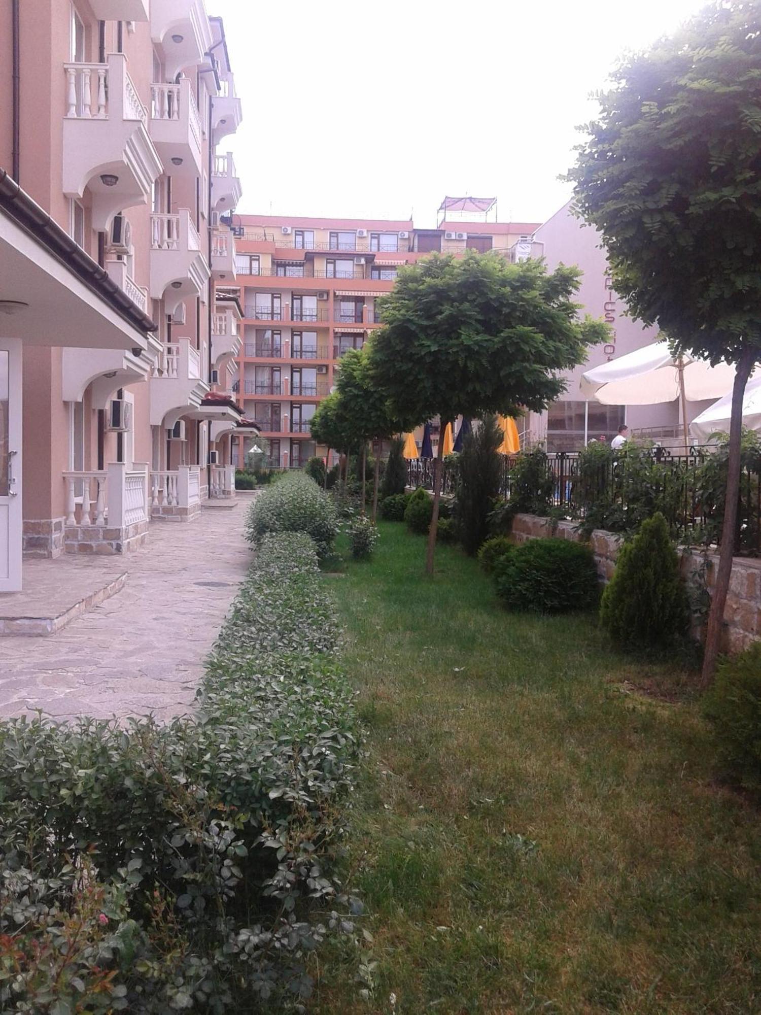 Antorini Apartments Sveti Vlas Bilik gambar