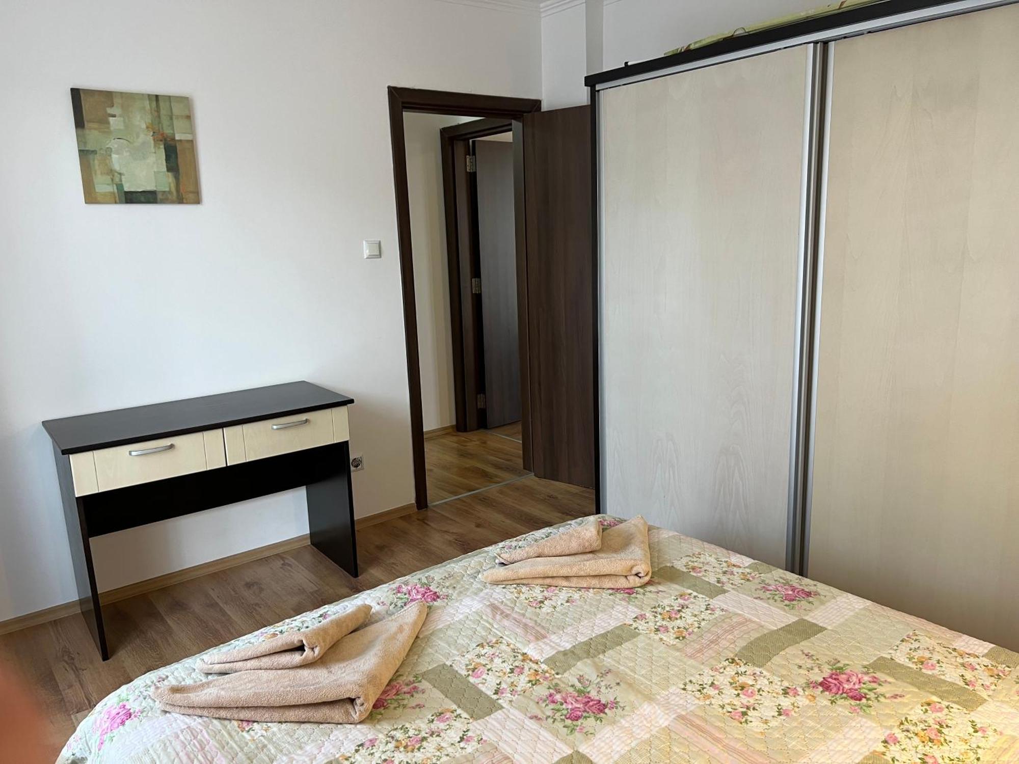 Antorini Apartments Sveti Vlas Luaran gambar