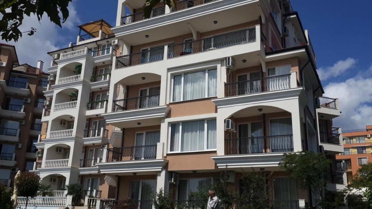 Antorini Apartments Sveti Vlas Luaran gambar
